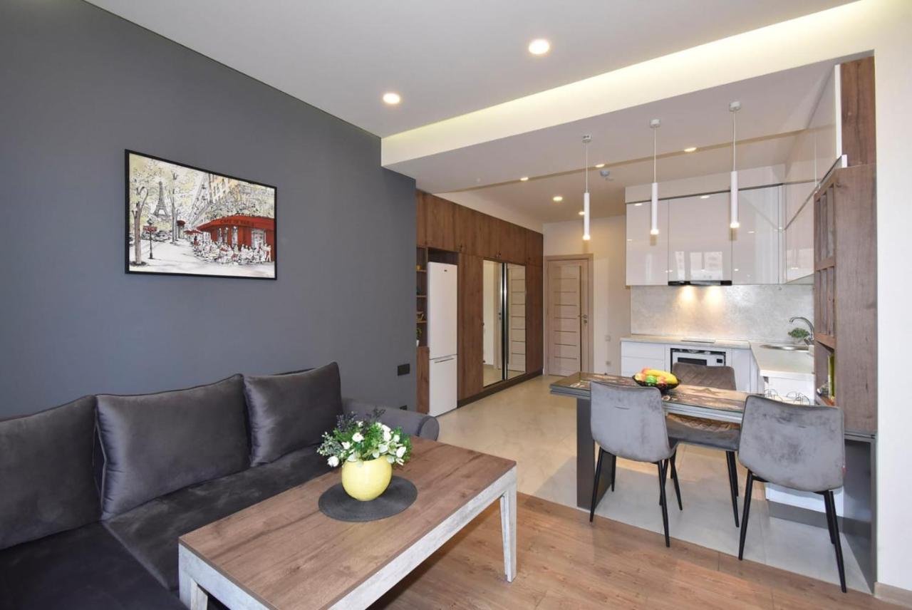 Home4You City Center Apartments Erivan Exterior foto