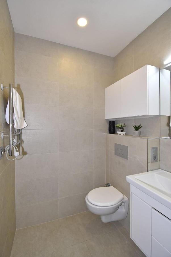 Home4You City Center Apartments Erivan Exterior foto