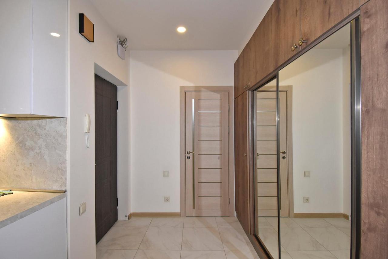 Home4You City Center Apartments Erivan Exterior foto