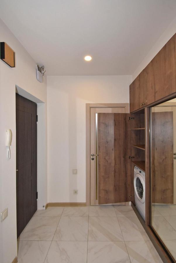 Home4You City Center Apartments Erivan Exterior foto