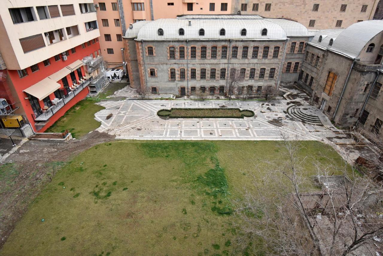 Home4You City Center Apartments Erivan Exterior foto