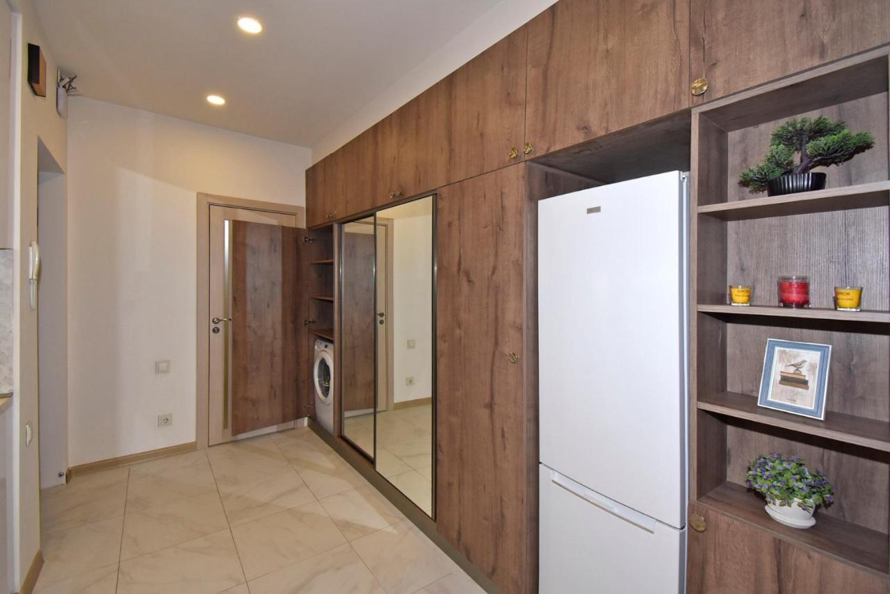 Home4You City Center Apartments Erivan Exterior foto