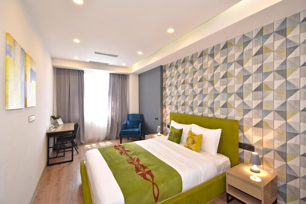 Home4You City Center Apartments Erivan Exterior foto